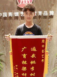 镜头表达怎么练：帮助孩子面对摄像机更自然的训练方法 镜头表达 少儿播音主持