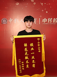 镜头表达怎么练：帮助孩子面对摄像机更自然的训练方法